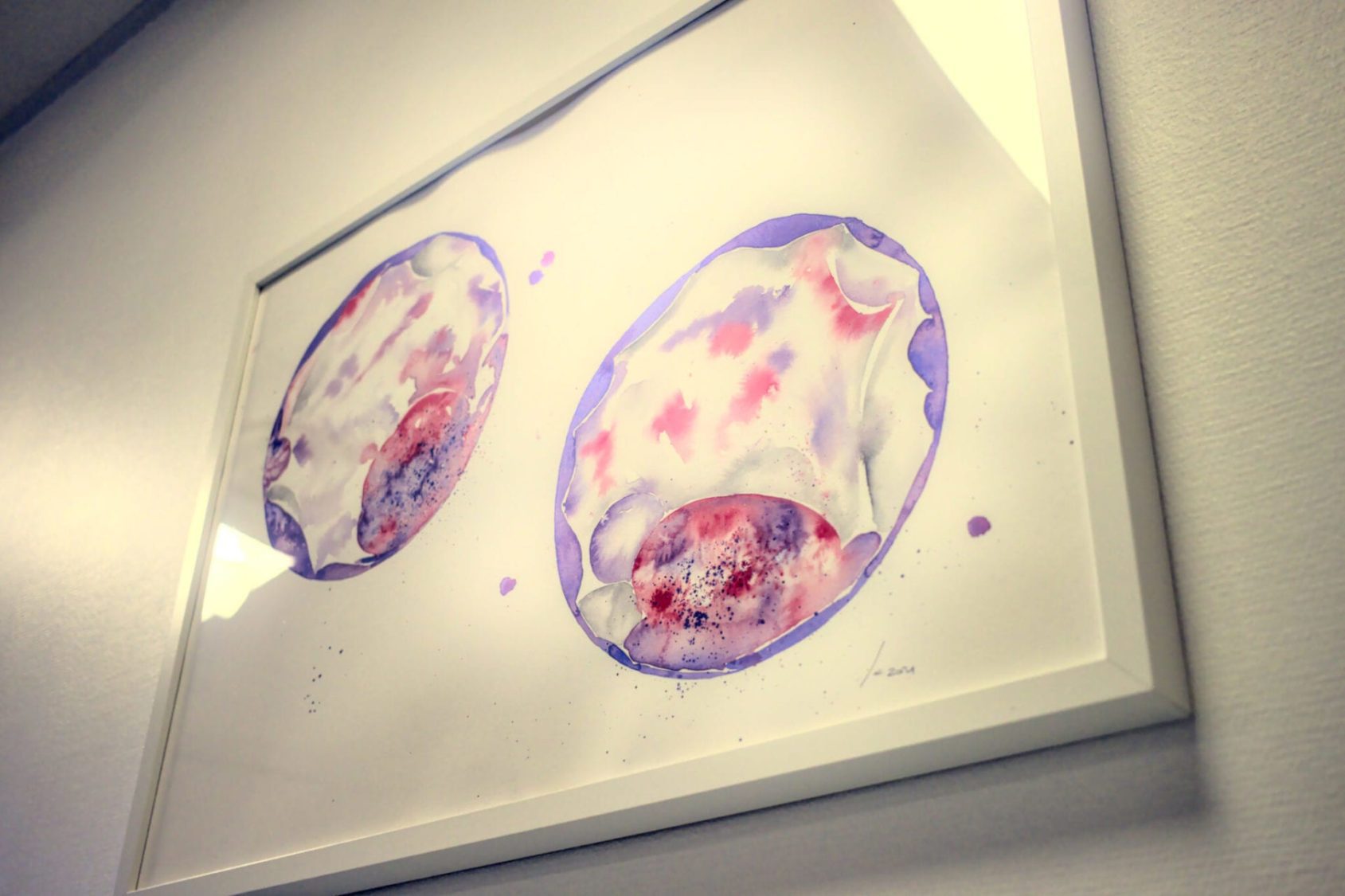 Embryo painting by Sara Puig Alier inside ImVitro's offices
